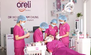 Niềng răng tiền phục hình làm mặt dán sứ veneer