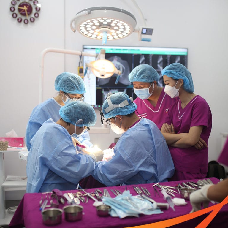 cấy implant uy tín bmt