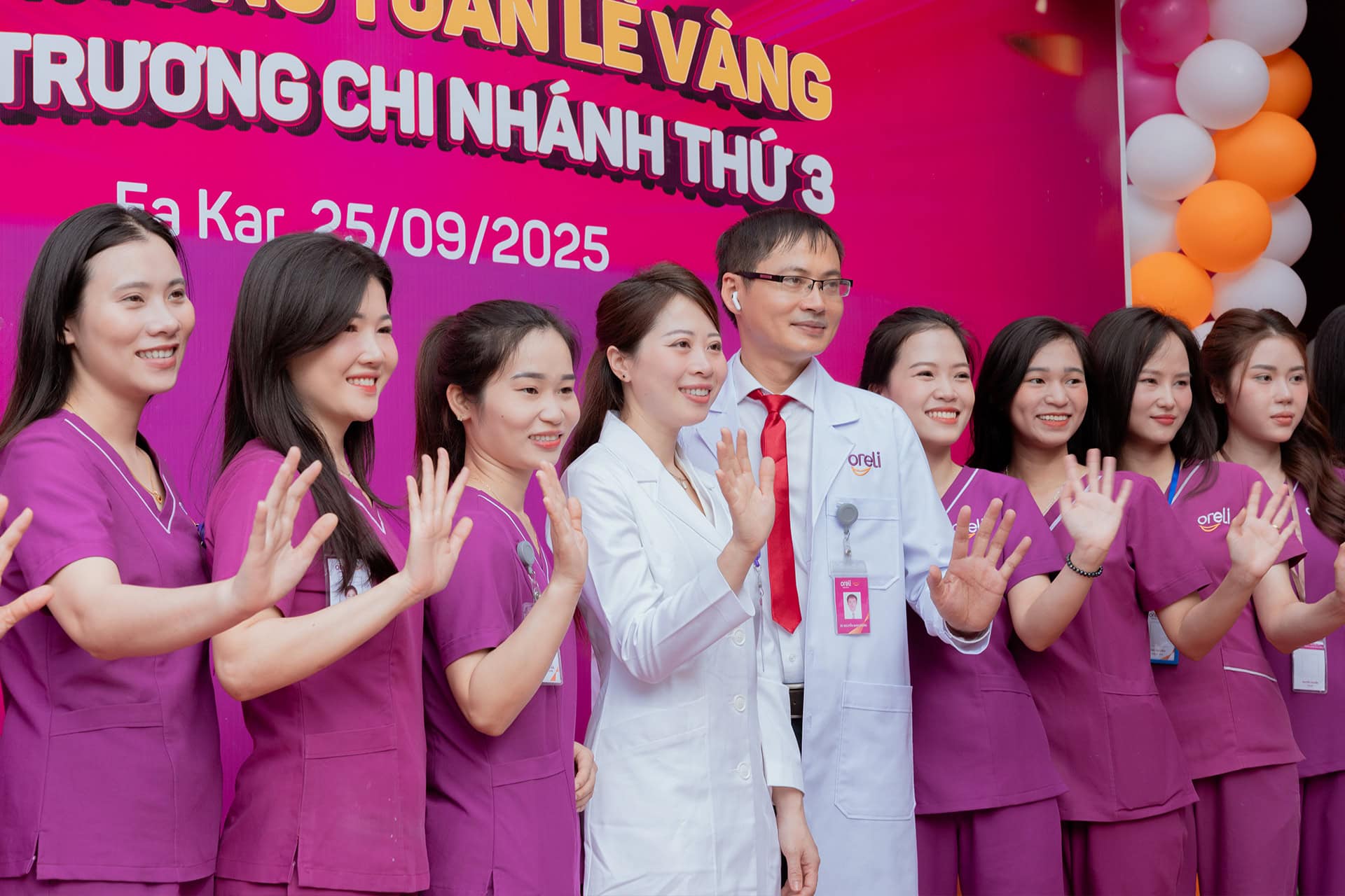 nha khoa oreli eakar