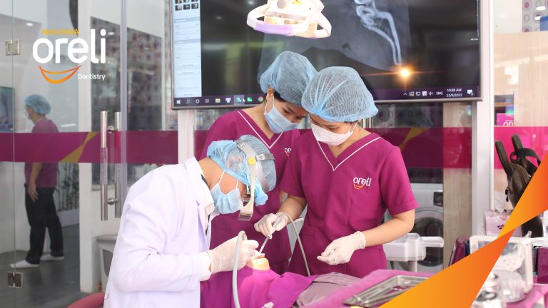 Dán sứ Veneer tại Nha khoa Oreli