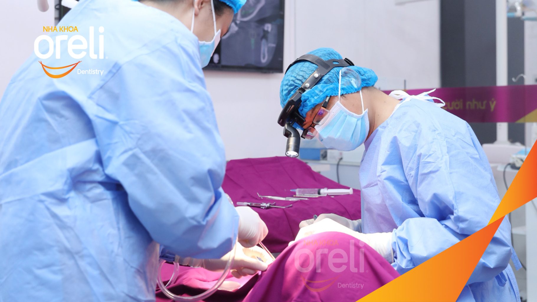 Mất răng hàm dưới trước khi điều trị tại Oreli