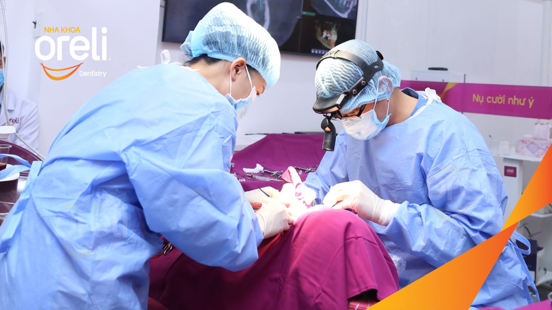Mất răng hàm dưới trước khi điều trị tại Oreli