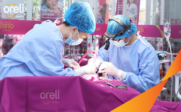 Phục Hồi 3 Răng Hàm Dưới Đã Mất Bằng Implant l Nha Khoa Oreli