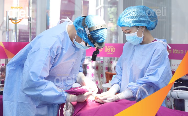 Ca Cấy Implant Phục Hồi Răng Cửa Hàm Trên Và Răng Cối Lớn Hàm Dưới Tại Oreli